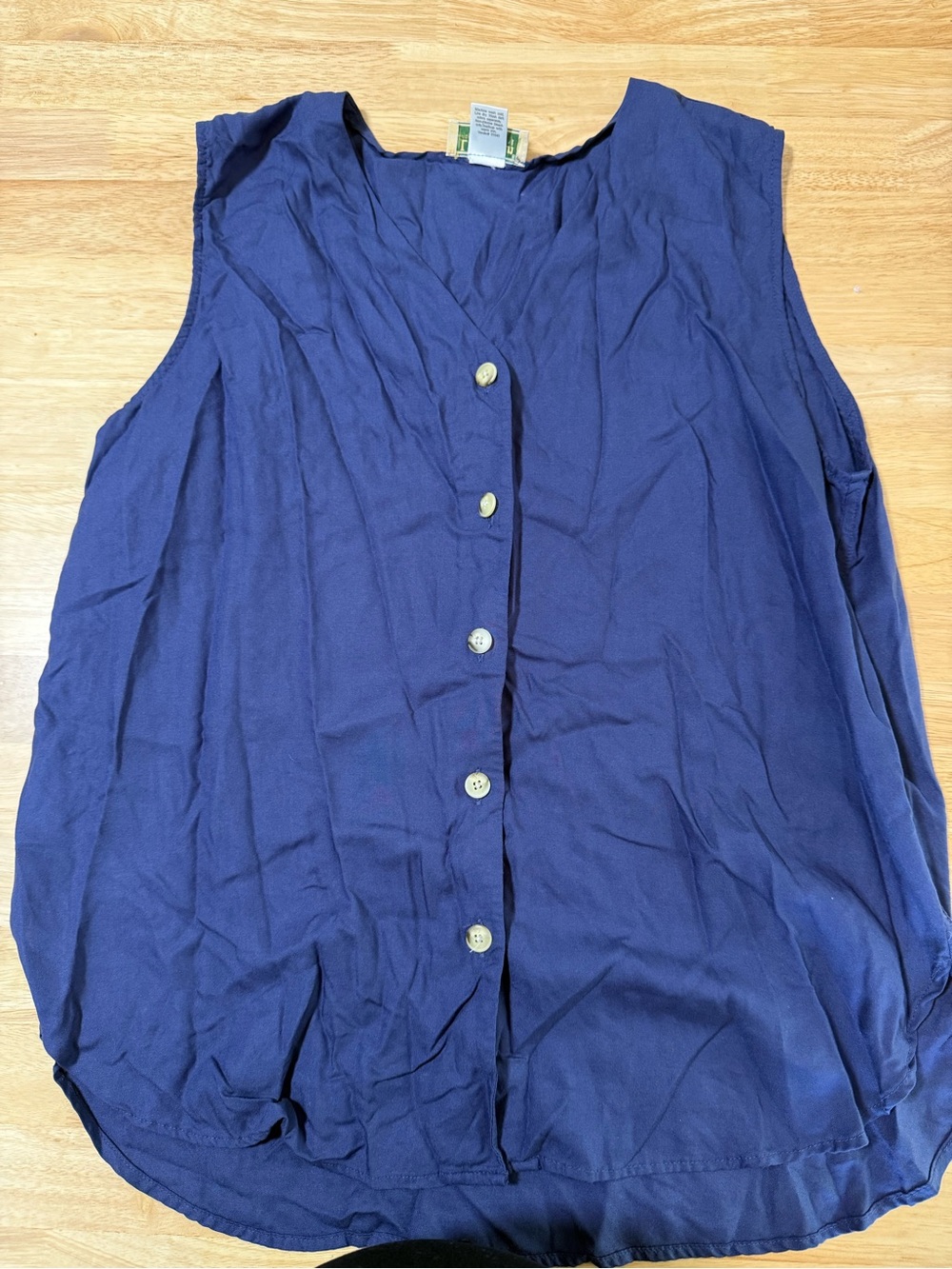 L.L. Bean Women’s Navy Blue Sleeveless Button Front Blouse Size 20 Regular